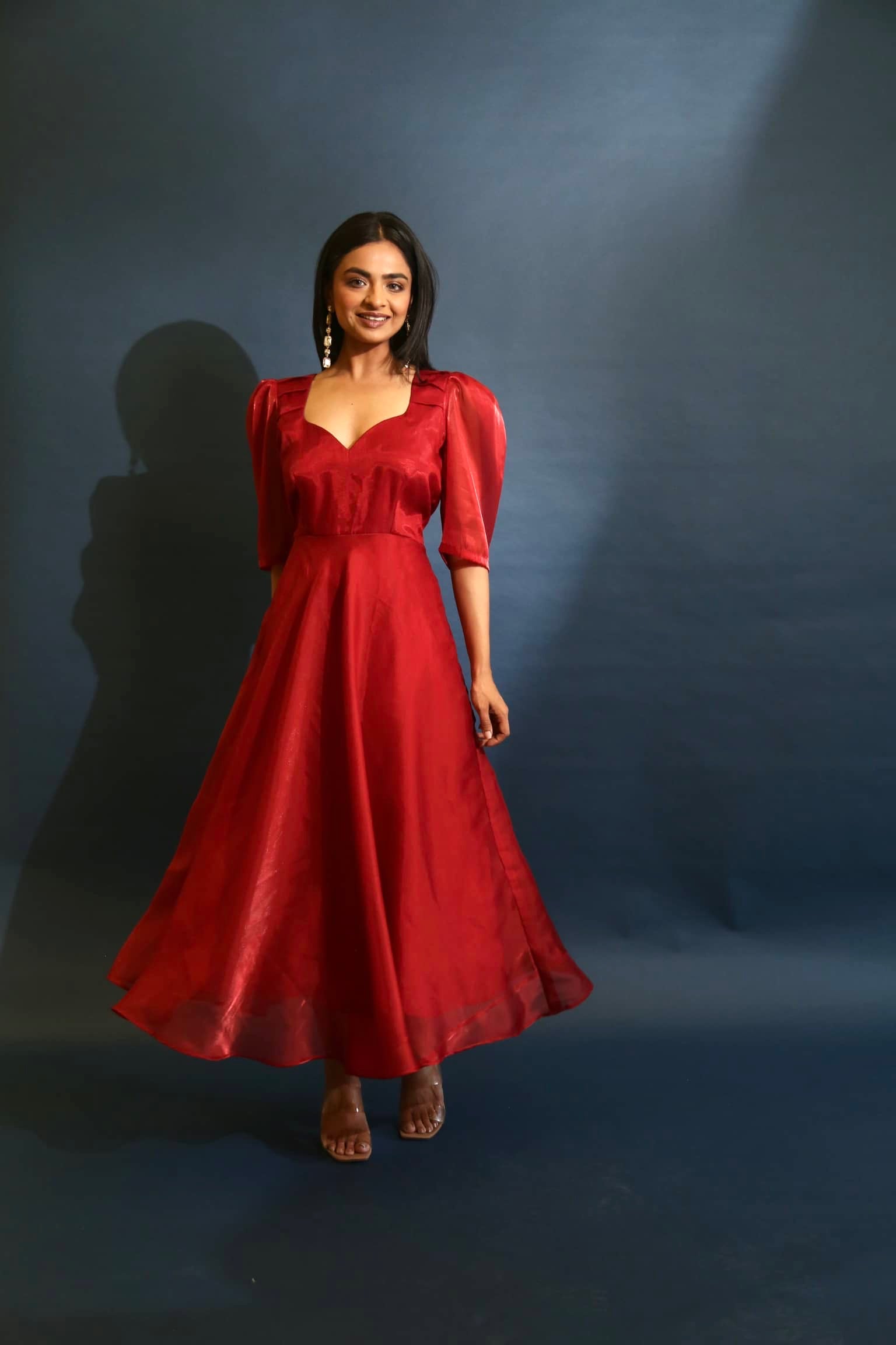 Red wine scarlet