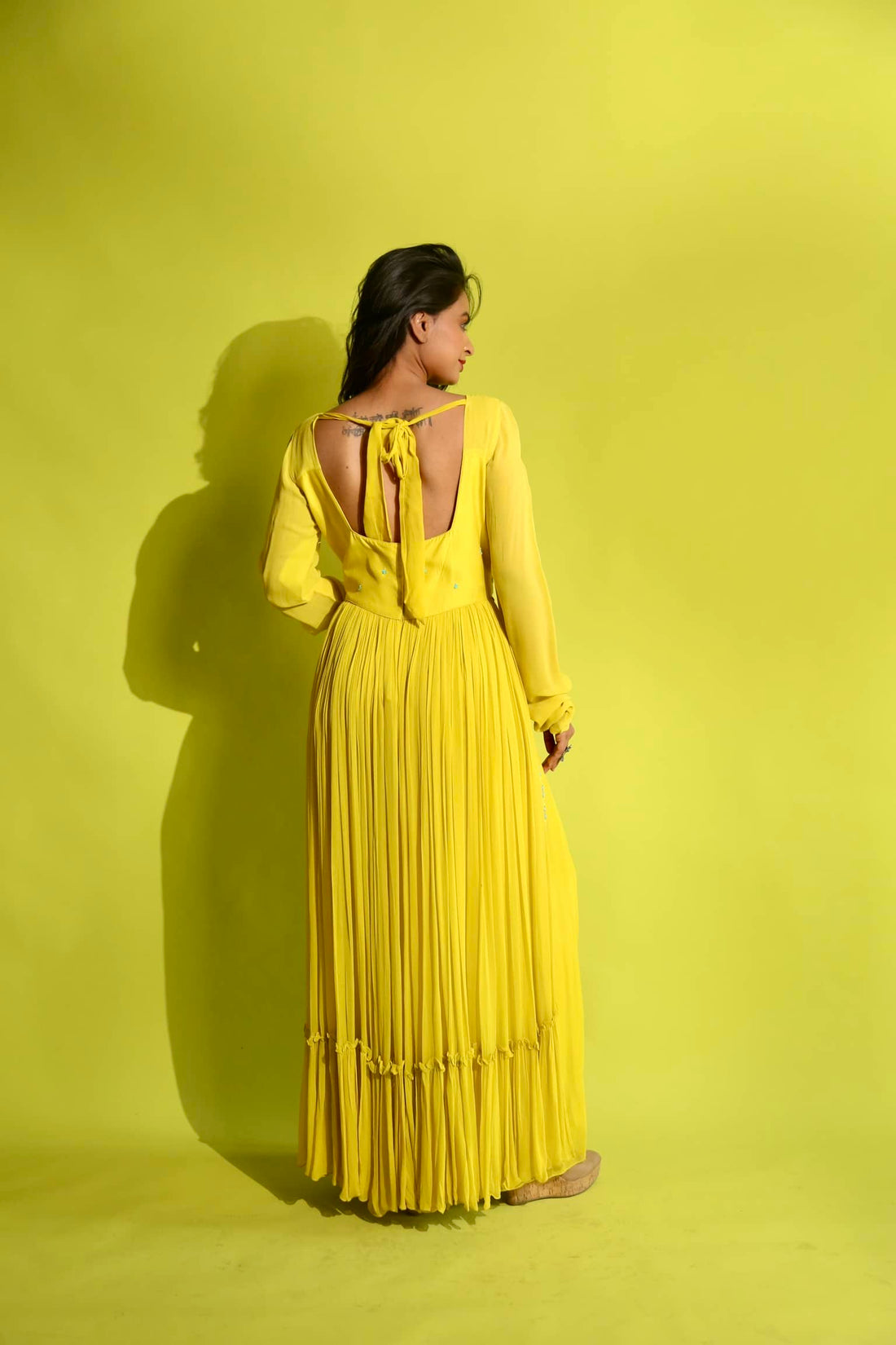 Yellow petal