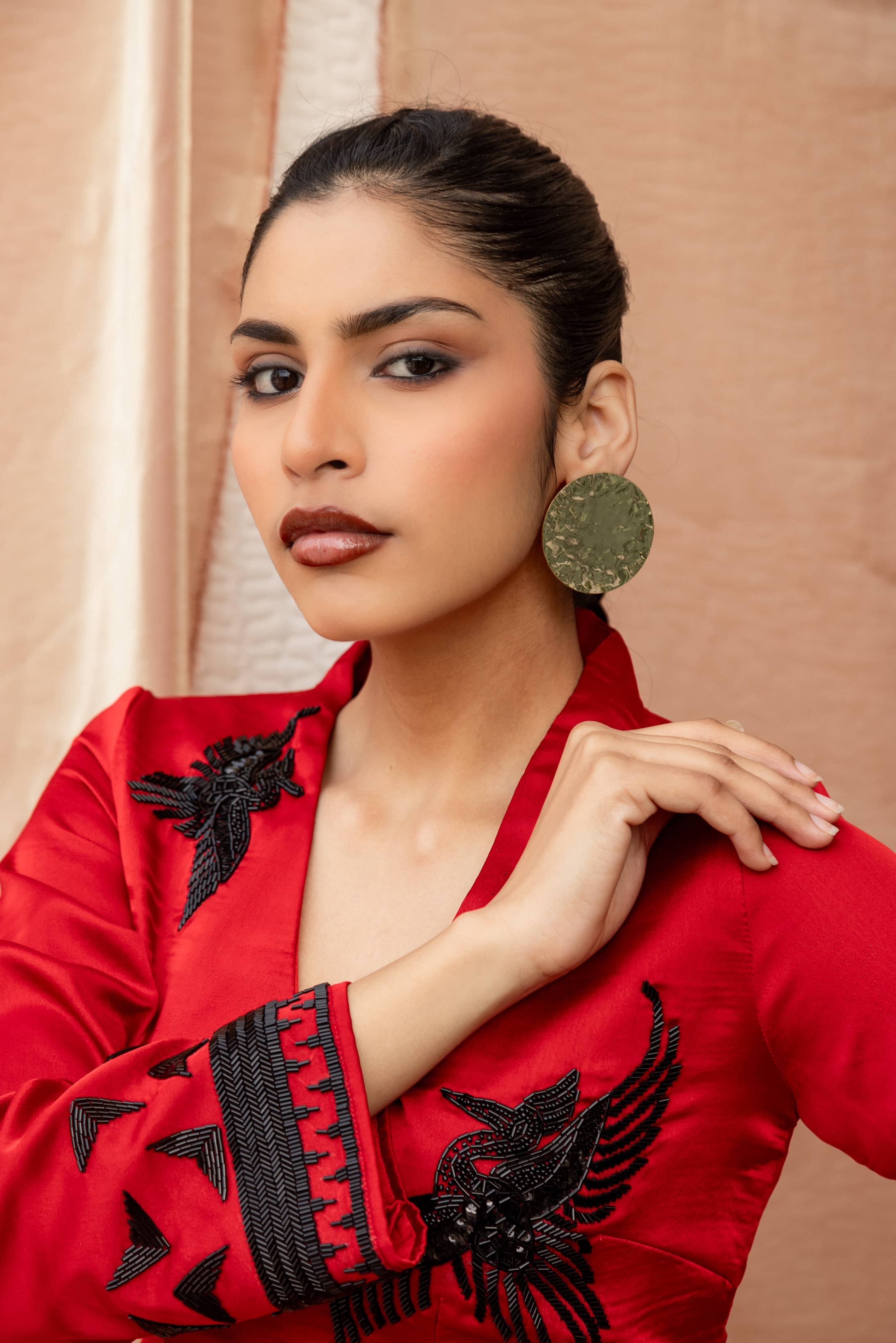 Raven red couture
