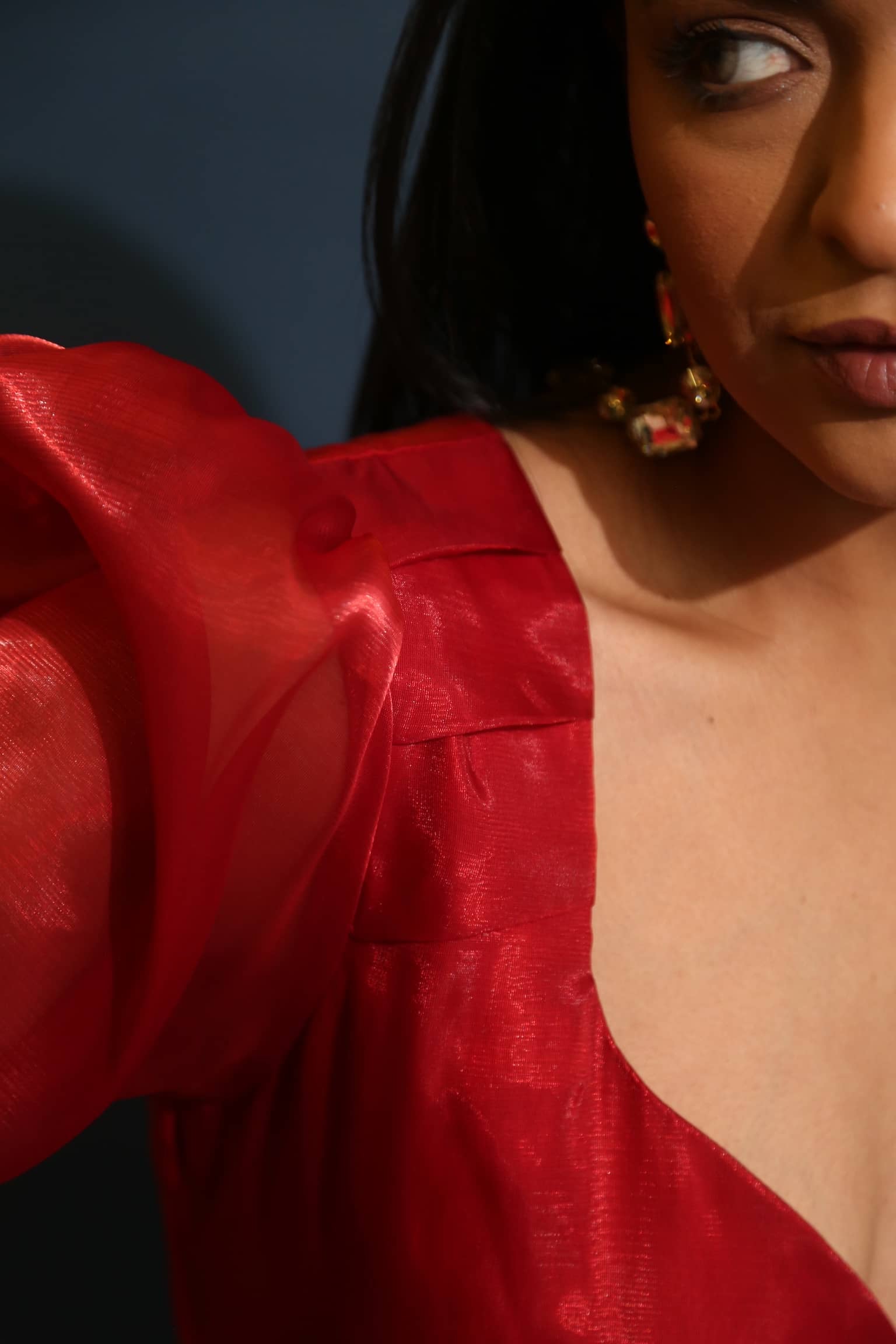 Red wine scarlet