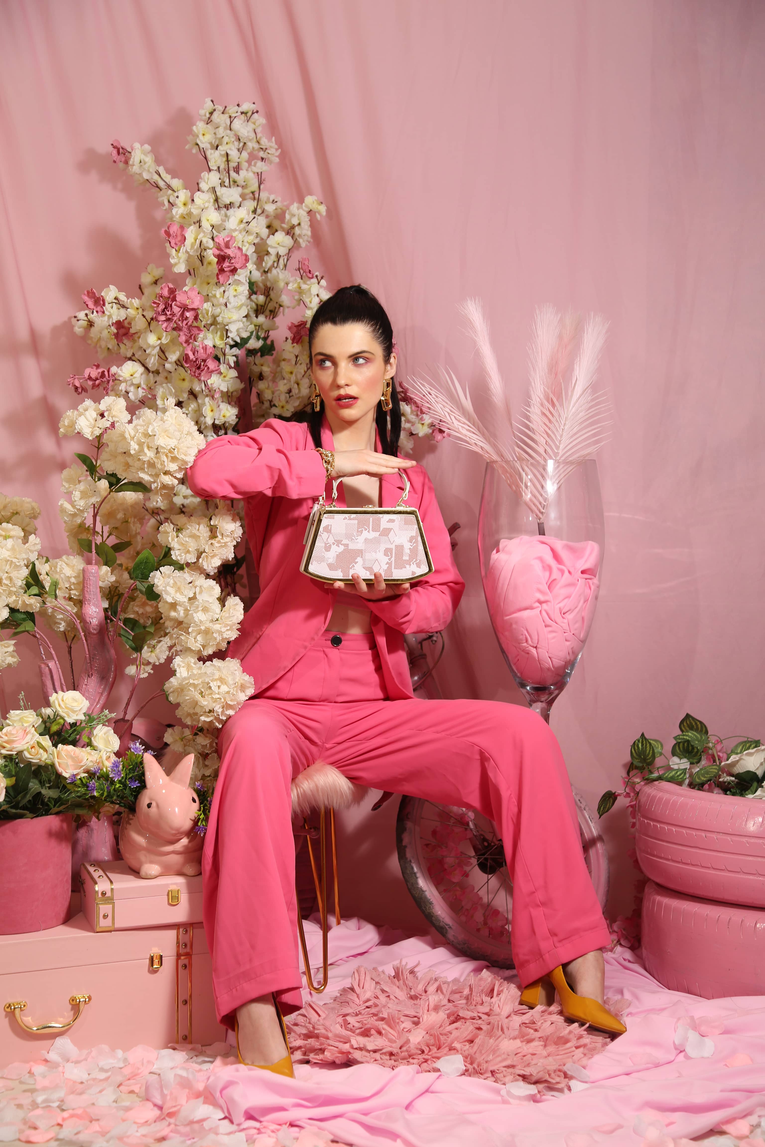 PINK HANDBAG DELIGHT